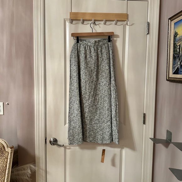 Reformation Clyde Linen Two Piece size 10 - Picture 9 of 13